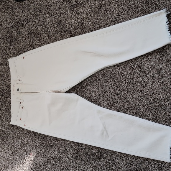 Levi's Women's Icon Jeans - Picture 3 of 16